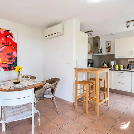 Grenadine - Climatisee Avec Piscine Holiday home *