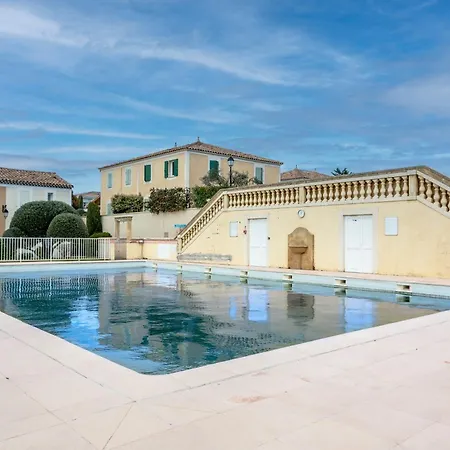 Grenadine - Climatisee Avec Piscine Uzes